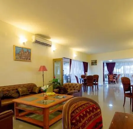 Voila Проживання в сім'ї