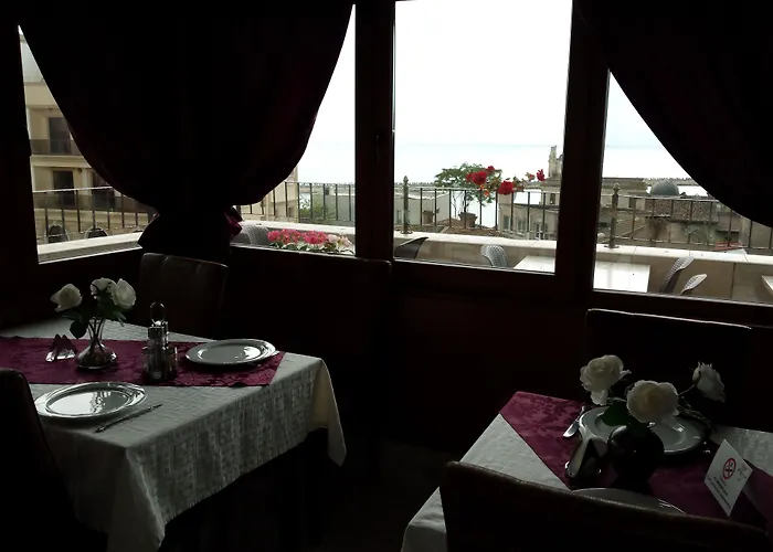 ホームステイ Voila コンスタンツァ